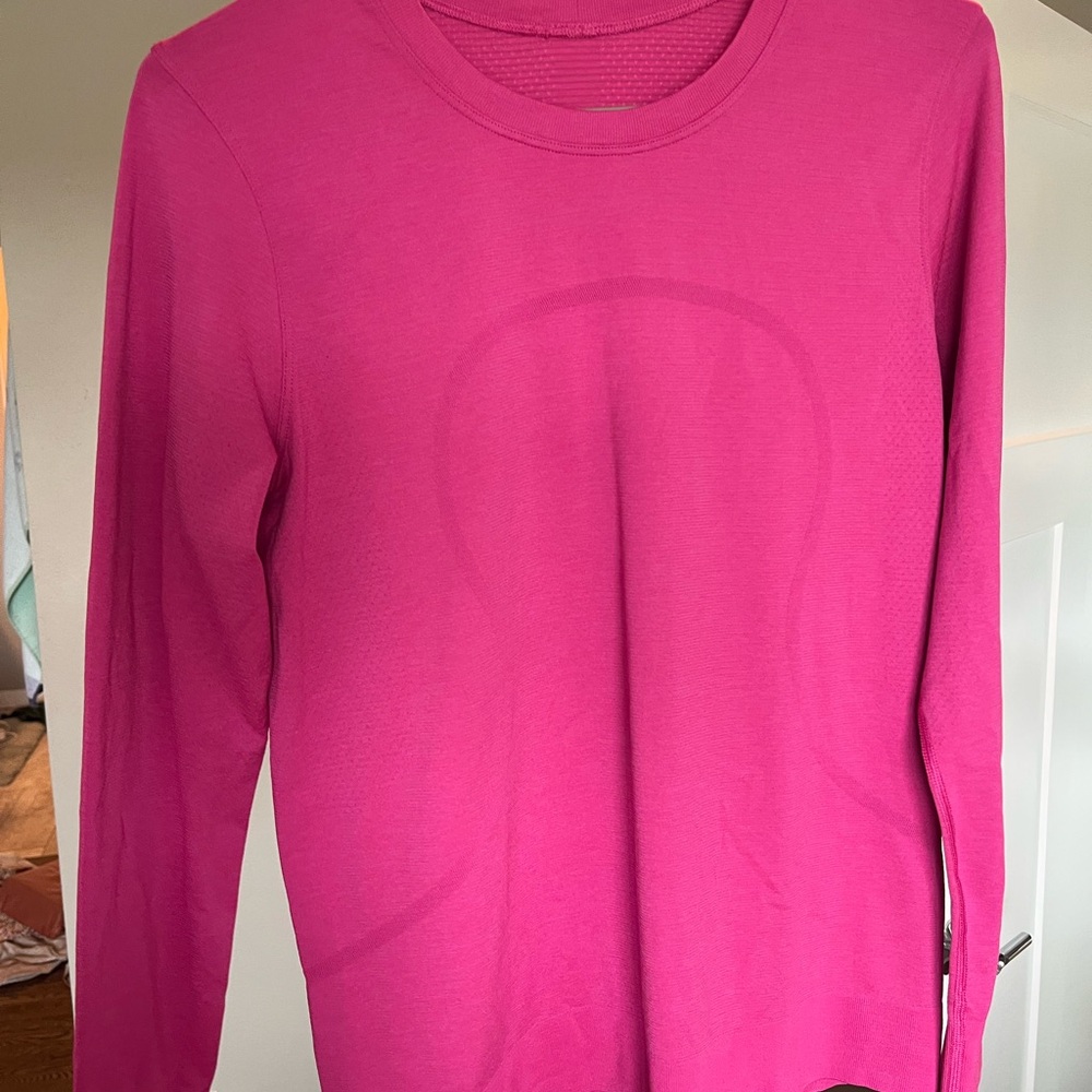 lululemon sonic pink swiftly tech 2.0 relaxed fit size 8